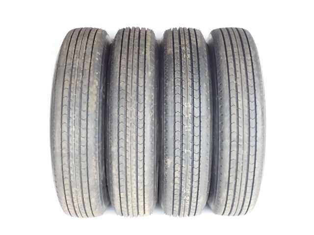 【中古】 225/90R17.5 127/125L ダンロップ DUNLOP 夏 SP110F 中古 9.9分山 4本セット サマー タイヤ 2025年製 日本製 225/90/17.5 225/90-17.5