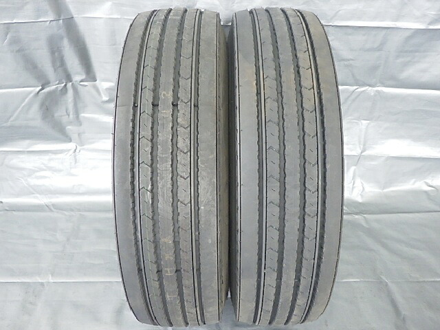 【中古】 275/80R22.5 151/148J ダンロップ DUNLOP 夏 SP330 中古 9.9分山 2本セット サマー タイヤ 2025年製 日本製 275/80/22.5 275/80-22.5