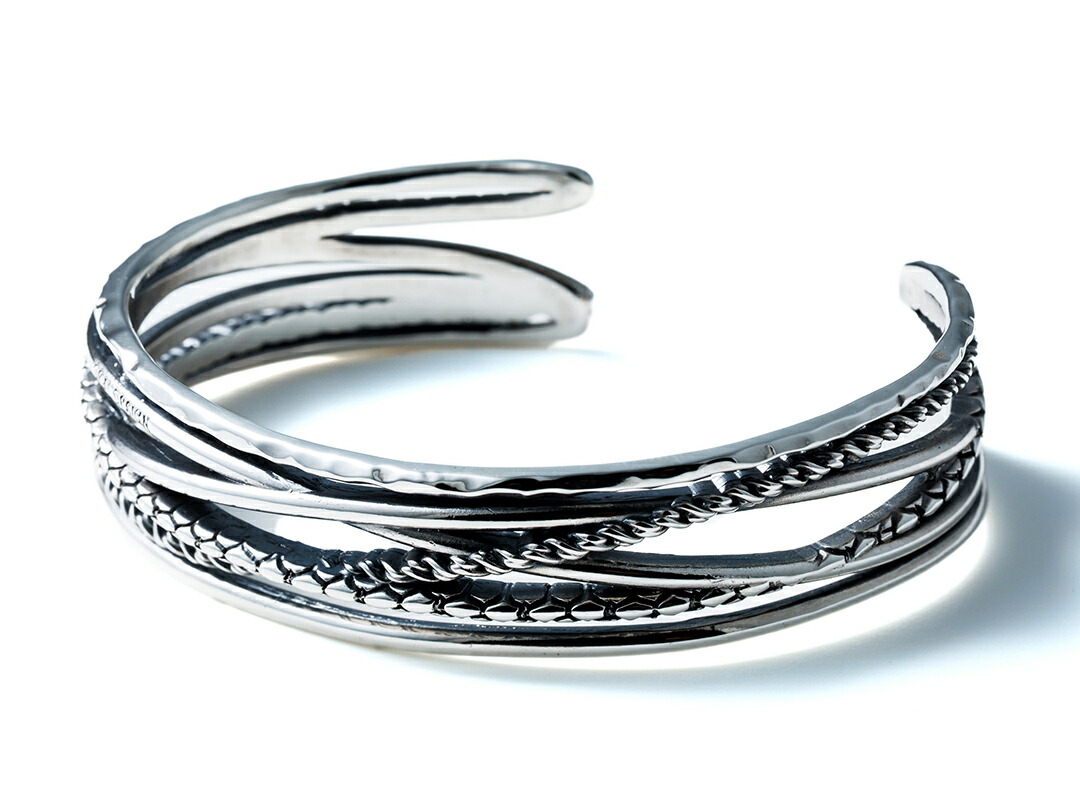 楽天市場】【DEAL DESIGN/ディールデザイン】◇ツイストゲートバングル