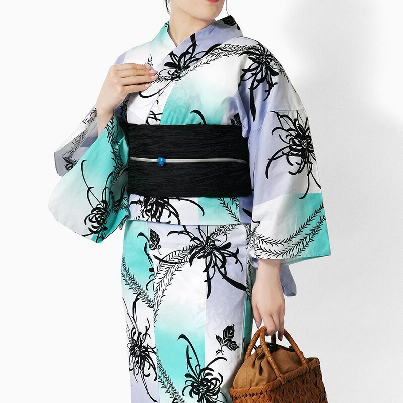 黒地に紫と白のバラ柄の浴衣（中古品）【6/20値下げしました】 浴衣SALE最大77％OFF 8/14迄)【Prices down2】浴衣 レディース