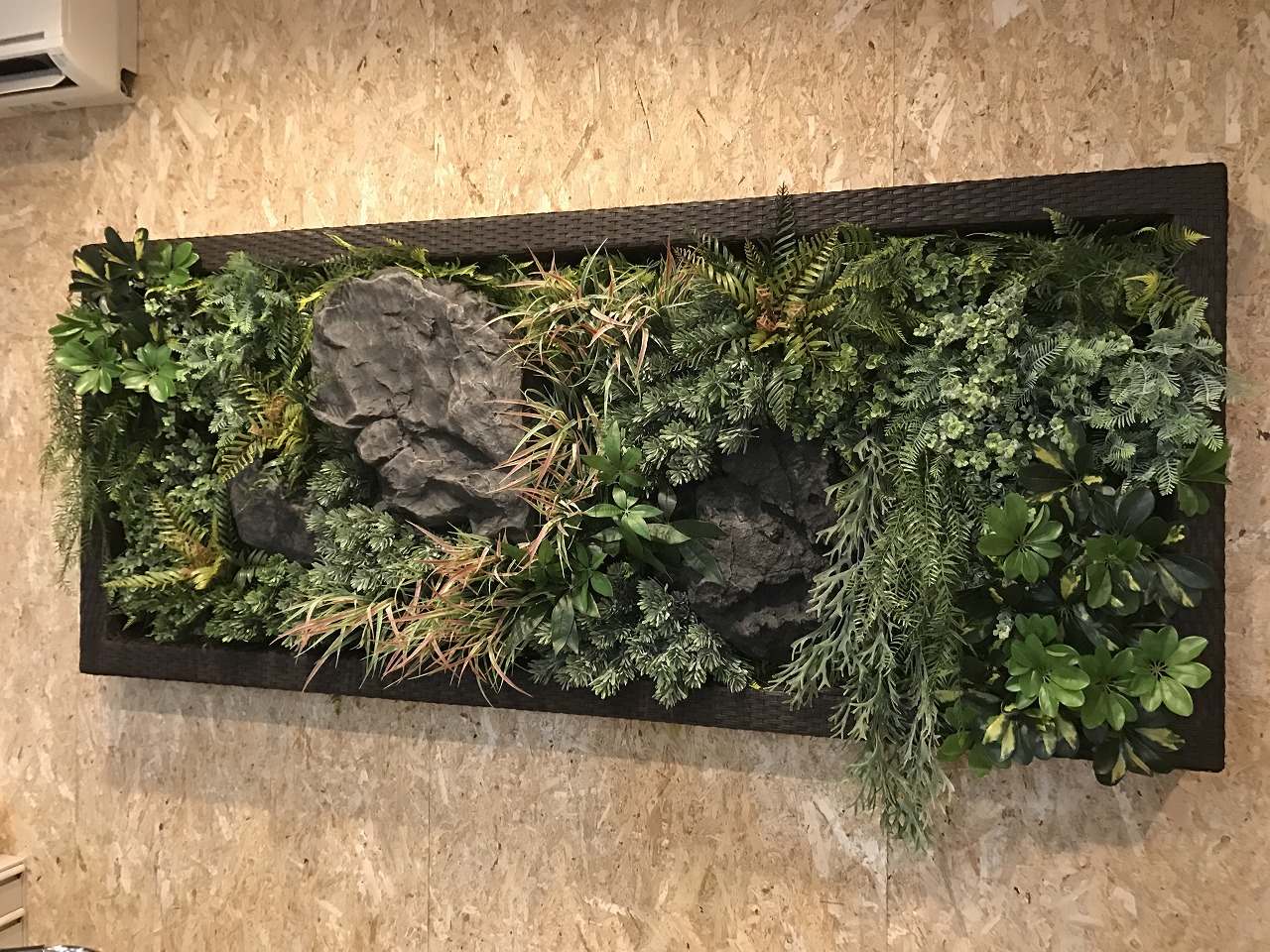 Rattanframe 大 デコプラ 壁面緑化 造花 ウォールグリーン 壁面 緑化 Diy パネル アート 壁付け 壁掛け 飾り 掲示板 インテリア おしゃれ きれい 簡単 フェイク 室内 観葉 植物 装飾 ボード 壁飾り 店舗 カフェ 喫茶店 美容院 Mergertraininginstitute Com