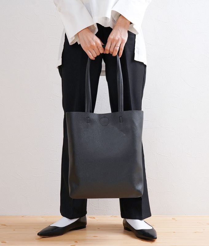 新品⭐︎LA COUSETTE ⭐︎トートバック、ブラック フォーマル、カジュアル黒 新品⭐︎LA COUSETTE ⭐︎トートバック、ブラック フォーマル