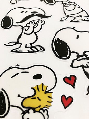 楽天市場 送料無料 スヌーピー ポーズ ピーナッツ Peanuts 貼って剥がせる クリアデコステッカー ウォールステッカー Pvc 壁紙 H148 W250mm Pks255 Decoste