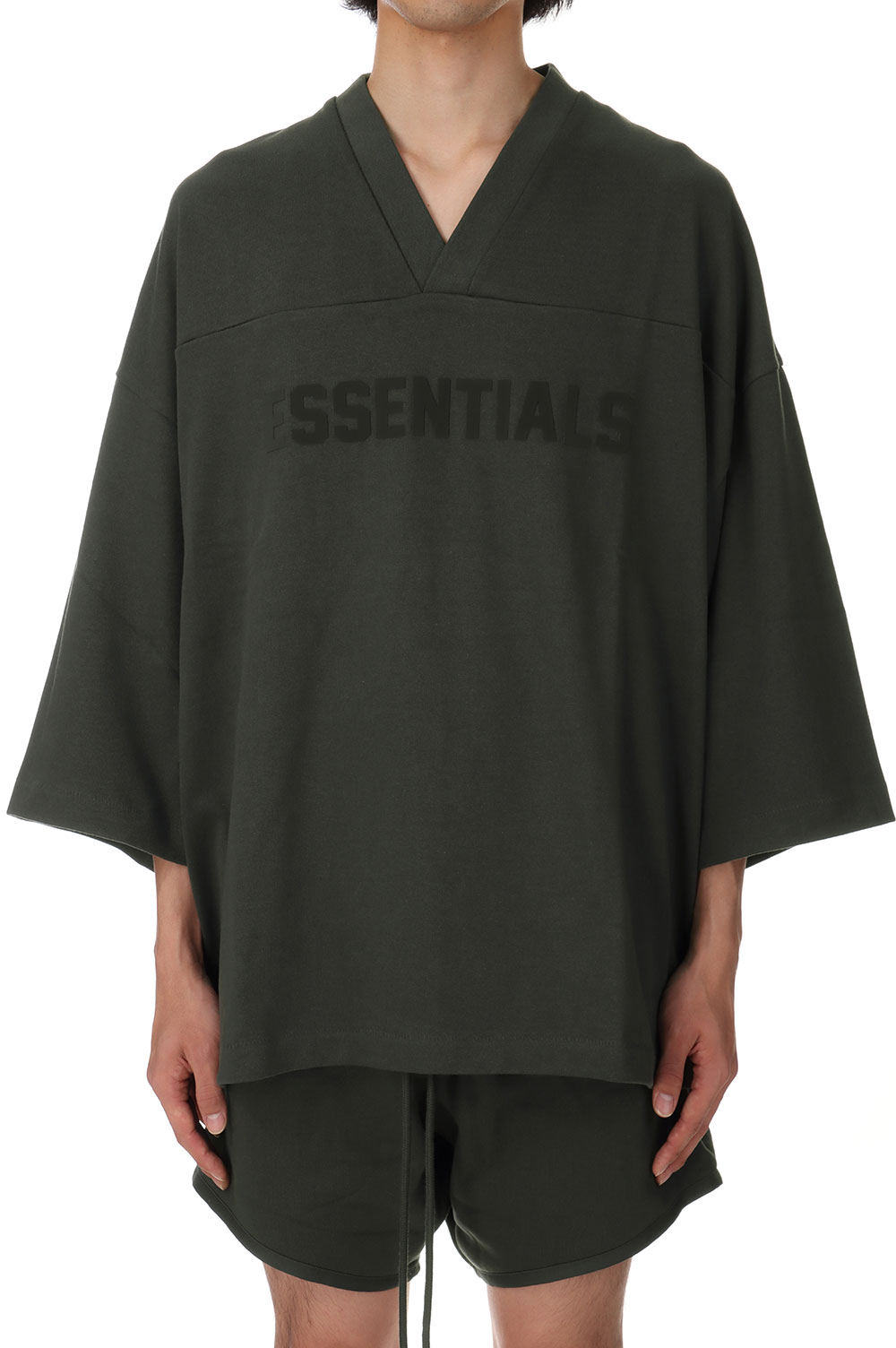 【P10倍】Essential V-Neck  /Ink(125SP244100F) ESSENTIALS(エッセンシャルズ)