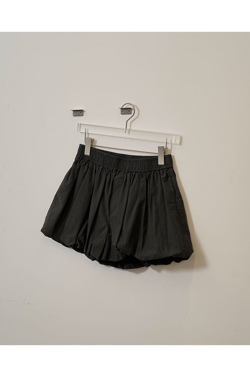 Gather Balloon Shorts - CHARCOAL GRAY (12520712) Todayful(トゥデイフル)