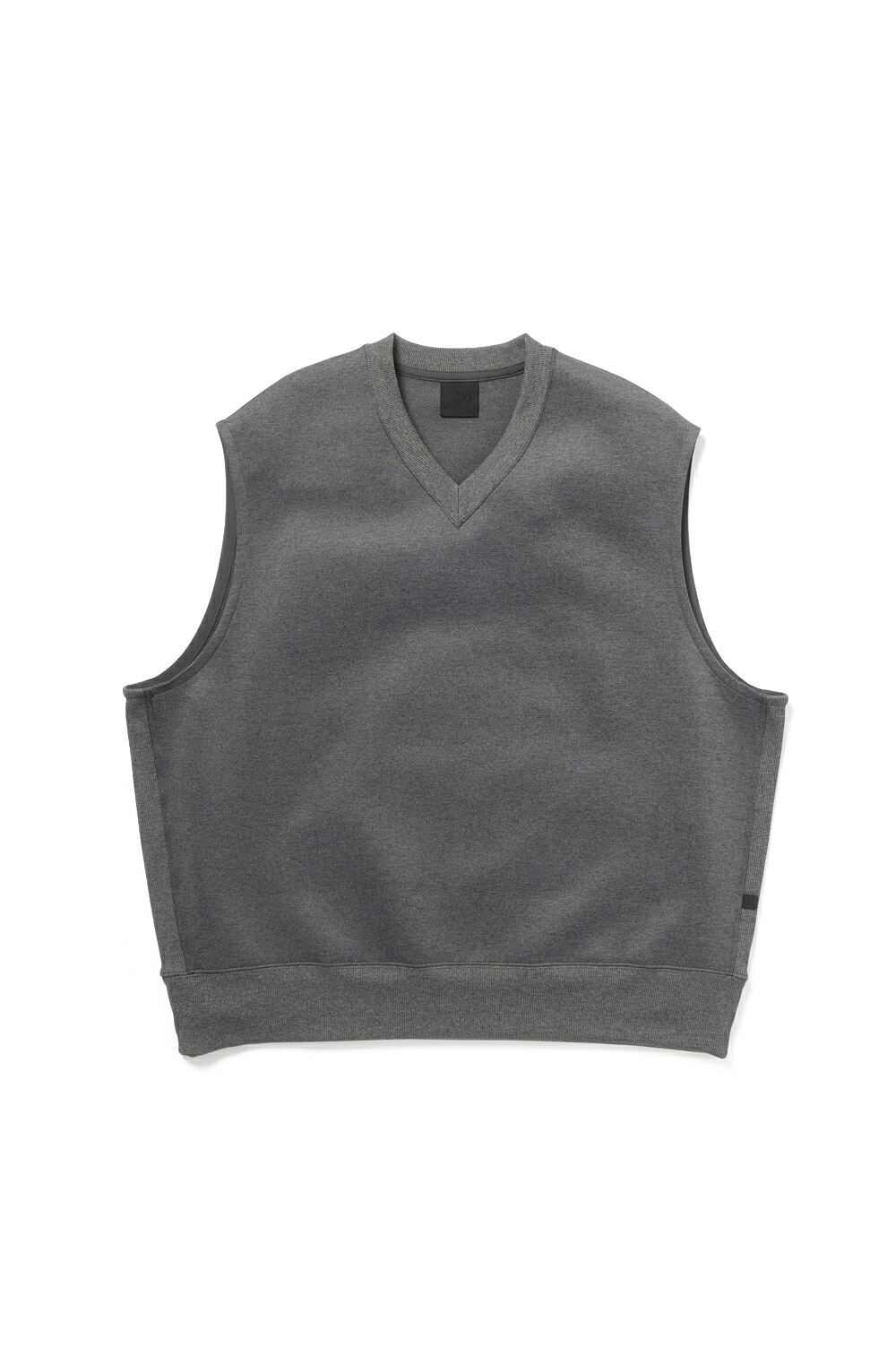 【P10倍】TECH SCUBA KNIT VEST - CHARCOAL (BE-42026) DAIWA PIER39(ダイワ ピア39)｜Deepinsideinc.Store