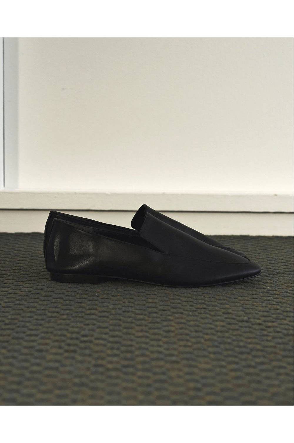 Ecoleather Flat Loafers - BLACK (62611013) anuke(アンヌーク)