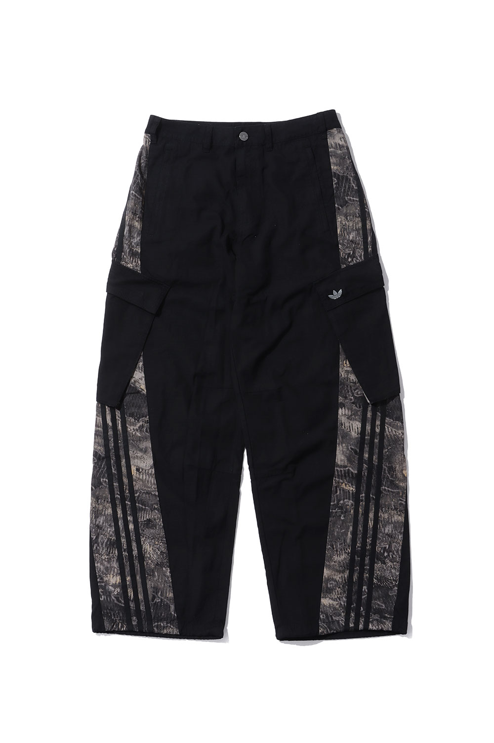 CARGO PANTS - BLACK (XR525) adidas Originals(アディダスオリジナルス)
