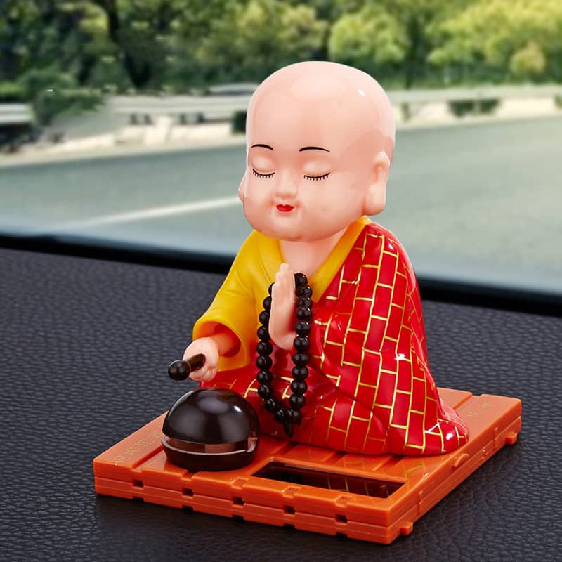 楽天市場】和尚 僧 坊ちゃん 動く小坊主 坊主 置物 木魚を叩く 車内
