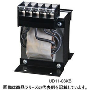 豊澄ワット数設備(TOYOZUMI)国内JIS 汎用トランス状態(単相複巻)■型：UD11-03KB□起電力 1次・2次共用(V)：100/110/115/120(0V端子共用)□最終生産物電流 100V時(A)：30□最終生産物電流 120V時(A)：25□静電容量(VA)：3k□質量(kg)：6.2