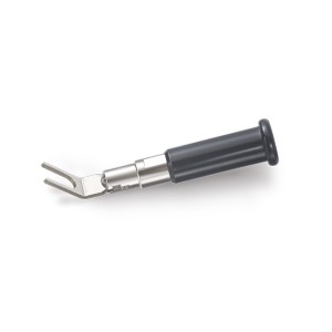 サトーパーツ ■形番:TJ-300-B □きせかえチップ(KISEKAE TIP)組込み完成品 Y形端子(TJ-100-KY)＋TJ-100本体の 定格:125V-5A 本体色:B (黒) 絶縁抵抗:DC500V、50MΩ以上 耐電圧:AC500V (1分間) 主絶縁材:ハイインパクトスチロール