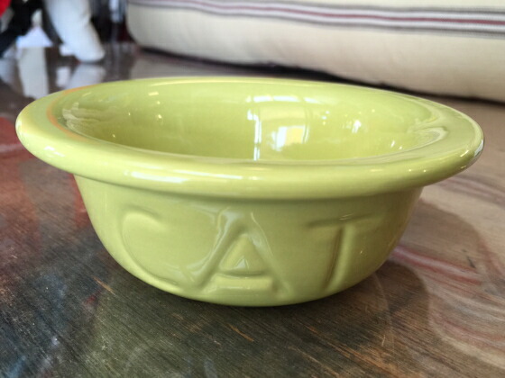 BAUER POTTERYDEMI CAT BOWLシャトルーズ