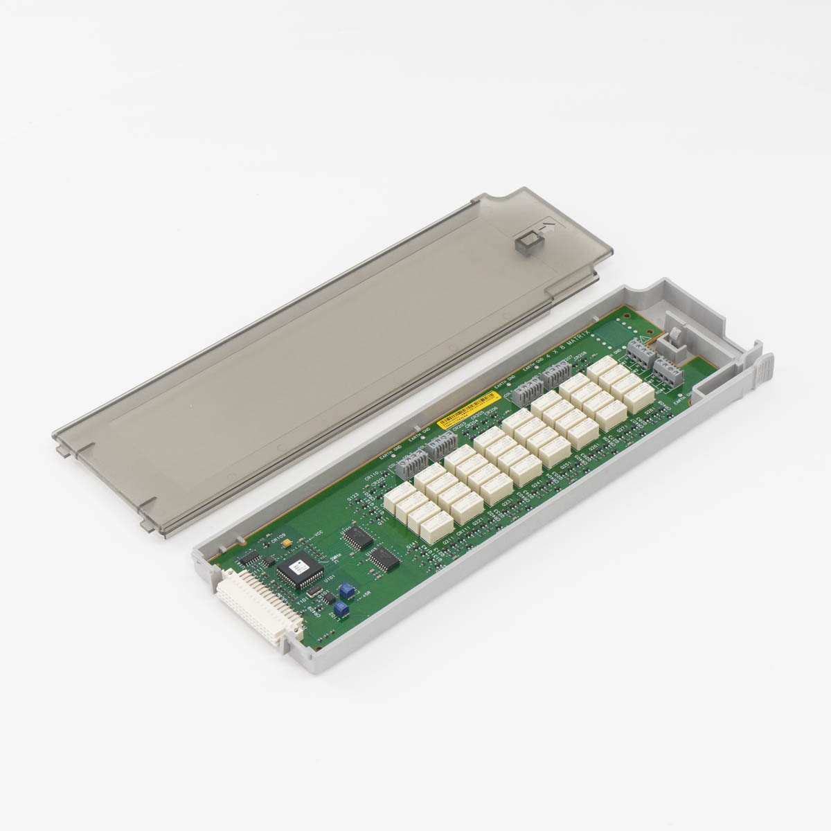 【楽天市場】【中古】[DW]8日保証 2台入荷 Keysight 34904A 4×8 Matrix Switch 4970A/34972A用 ...
