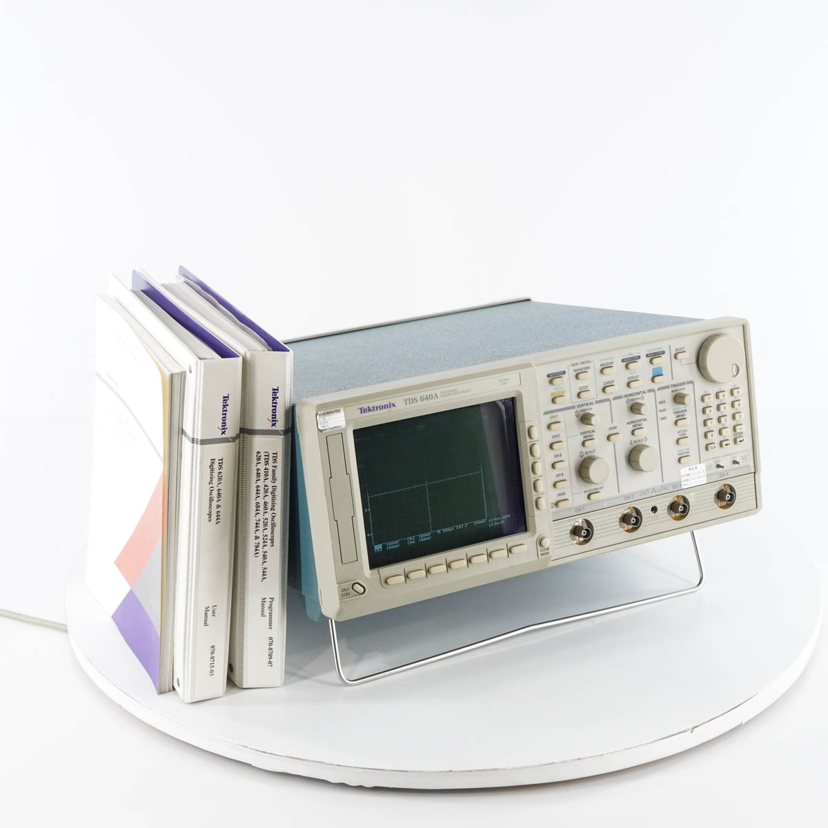 【楽天市場】【中古】[DW]8日保証 Tektronix TDS 640A TDS640A DIGITIZING OSCILLOSCOPE ...