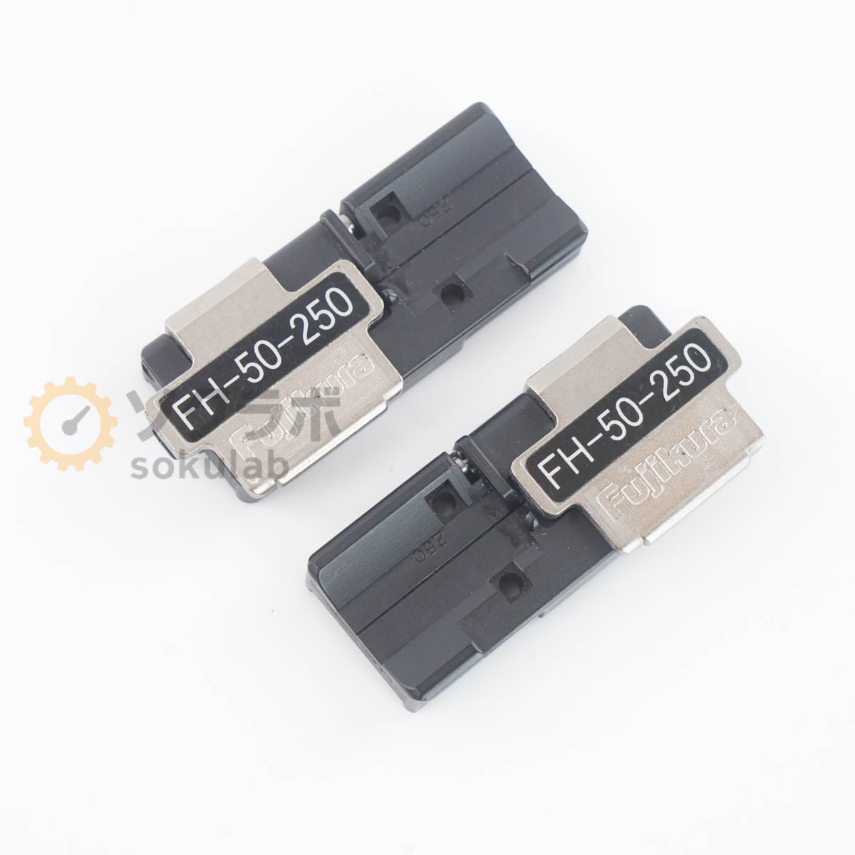 【中古】[DW]8日保証 25セット入荷 セット Fujikura FH-50-250 単心 0.25mm 250μm ファイバホルダ ファイバーホルダー 光ファイバ...[07456-0129] 16,331円