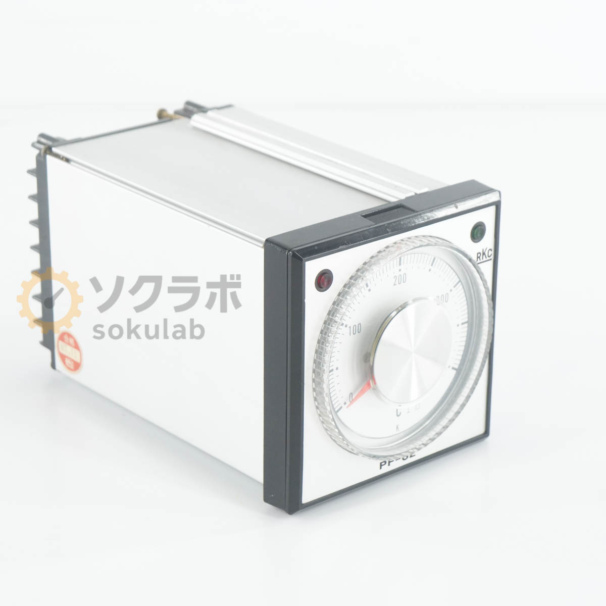 【中古】[JB]引き受けるなし RKC PF-62 Temperature Controller 体温合わせる器 合わせる計 [08289-0013]