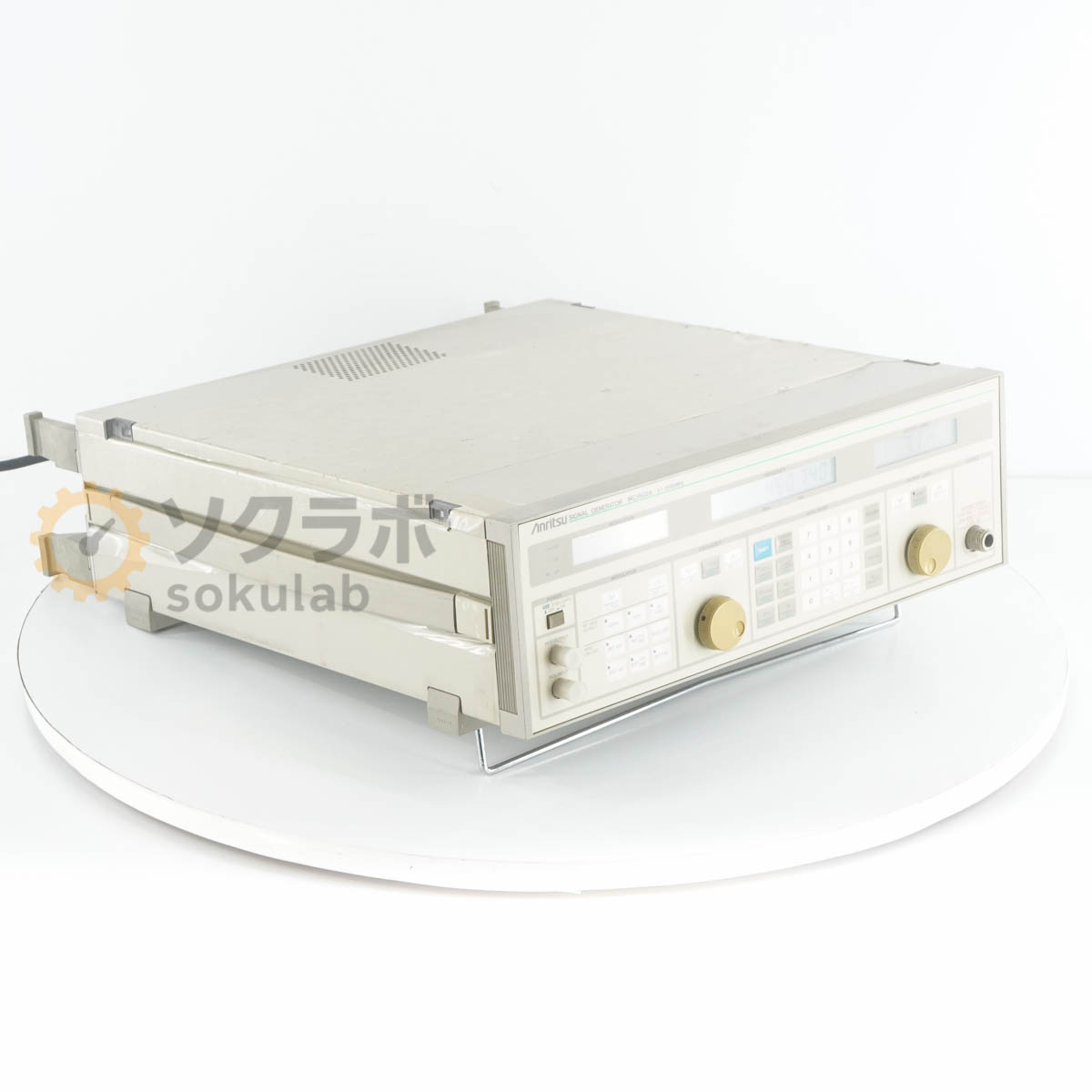 【中古】[DW]8日保証 Anritsu MG3602A SIGNAL GENERATOR シグナルジェネレーター 信号発生器 0.1-2080MHz [08298-0081]