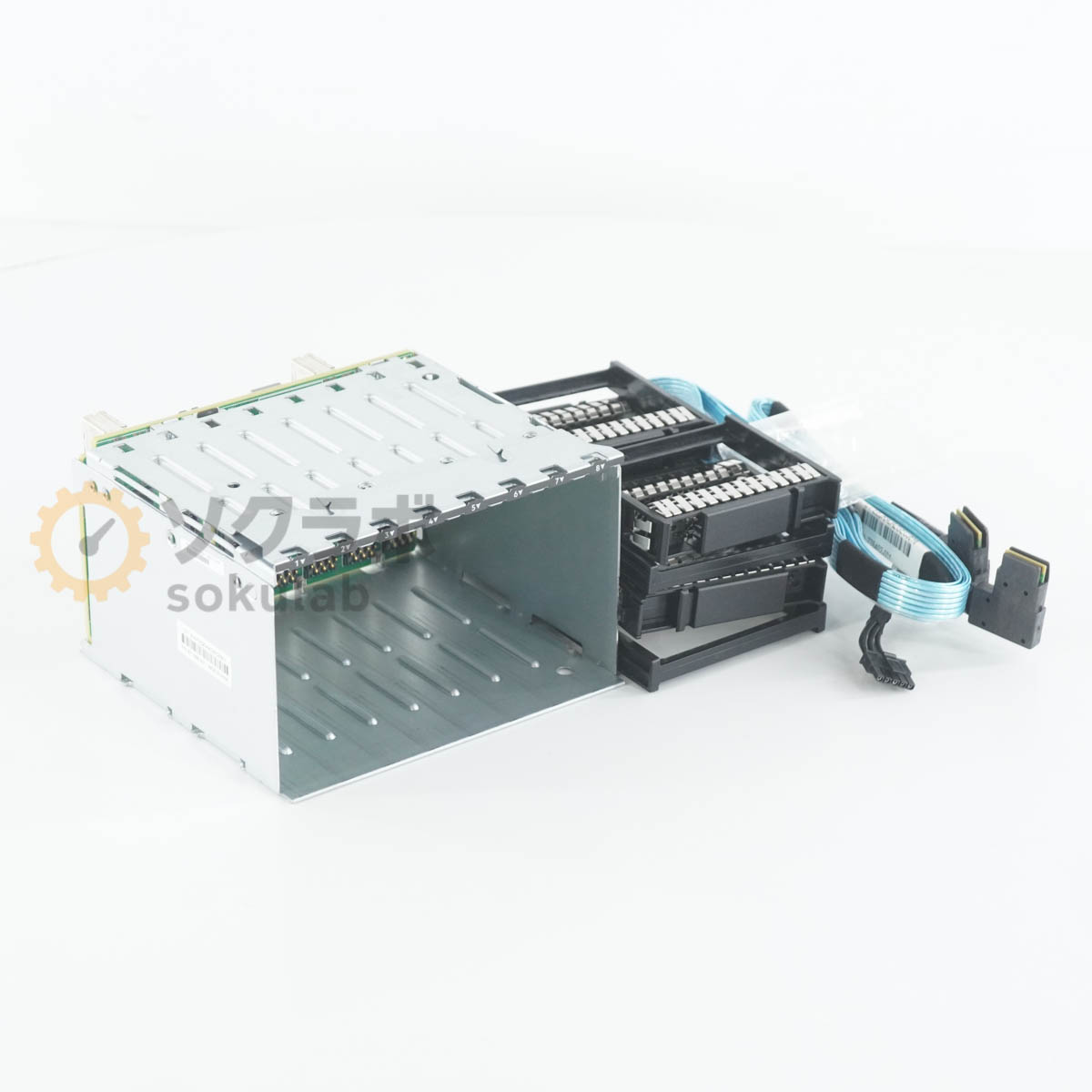 【中古】[PG]8日引きうける hp 826691-B21 766957-001 871388-001 HPE 8SFF Drive Cage Kit DL38x Gen10 8SFF  2.5 型 運転伏せ籠 キ...[08304-0108]