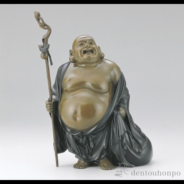 銅製 歓喜布袋 特上 ( 木札名入れ有料 恵比寿 大黒 宝船 置物 幸運 高岡銅器 結婚 出産 内祝い 引き出物 金婚式 誕生日プレゼント 還暦祝い 古希 喜寿 米寿 退職 定年 プレゼント お祝い お返し お礼 令和 海外 日本 男性 女性 日本製 おすすめ おしゃれ かわいい 可愛い )|伝統本舗