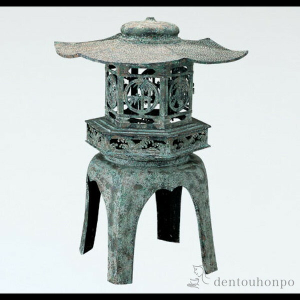 銅製 六角雪見燈籠 土中色 14号 木札名入れ可 初任給 プレゼント 祖父母 母の日 プレゼント 早割 退職祝い プレゼント 灯篭 灯ろう 燈籠 とうろう 人気 高岡銅器 結婚 出産 内祝い 引き出物 金婚式 誕生日プレゼント 還暦祝い 古希 喜寿 米寿 退職 定年 プレゼント