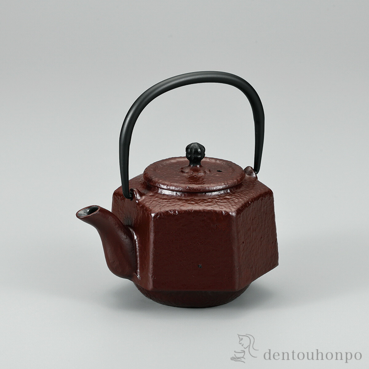 うるしPOT  六角利休 茜 500竓 ( 父の日 差し上げ物 ティーポット 茶の葉 煎茶 日本茶 おすすめ 越前塗師細工 一緒になる 生み出すこと 内祝い 差し上げ物 金婚式 生まれ落ちる日差し上げ物 還暦祝賀会 古希 喜寿 米寿 隠居 定年 差し上げ物 儀式用 しっぺい返し 畏まり 令和 両親 父 母 成人男性 お上さん )