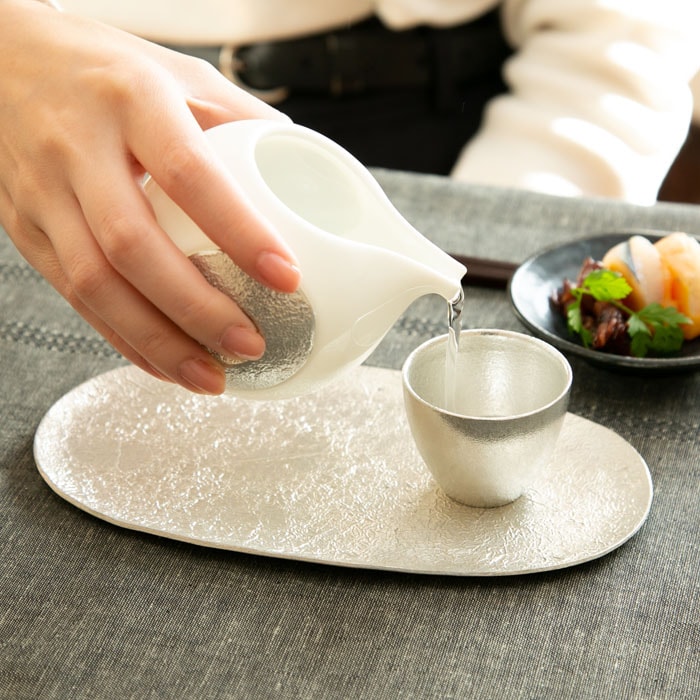 ちょい呑セット ぐい呑 氷割 片口1個・ぐい呑1個・小長皿1個 ( 能作 母の日 早割 プレゼント 初任給 ぐいのみ 盃 酒器 猪口 日本酒 高岡銅器 結婚 出産 内祝い 引き出物 金婚式 誕生日プレゼント 還暦祝い 古希 喜寿 米寿 退職 定年 プレゼント お祝い お返し お礼 )