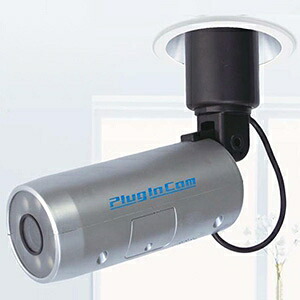 ダブリュービィジャパン Wi-Fiライブカメラシステム 《PlugInCam》 赤外線LEDタイプ 屋内用 E26口金 PIC-718-IR｜電材堂 23,929円