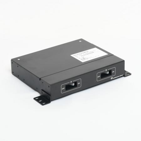 アメリカン電機 HKU0540MCB 抜止形 差し込み赤ちょうちん2ケ口 1U手合い ブレーカ付 舞い降りる形2P 30A 125V その他-花・ガーデン・DIY-木材・建築資材・設備