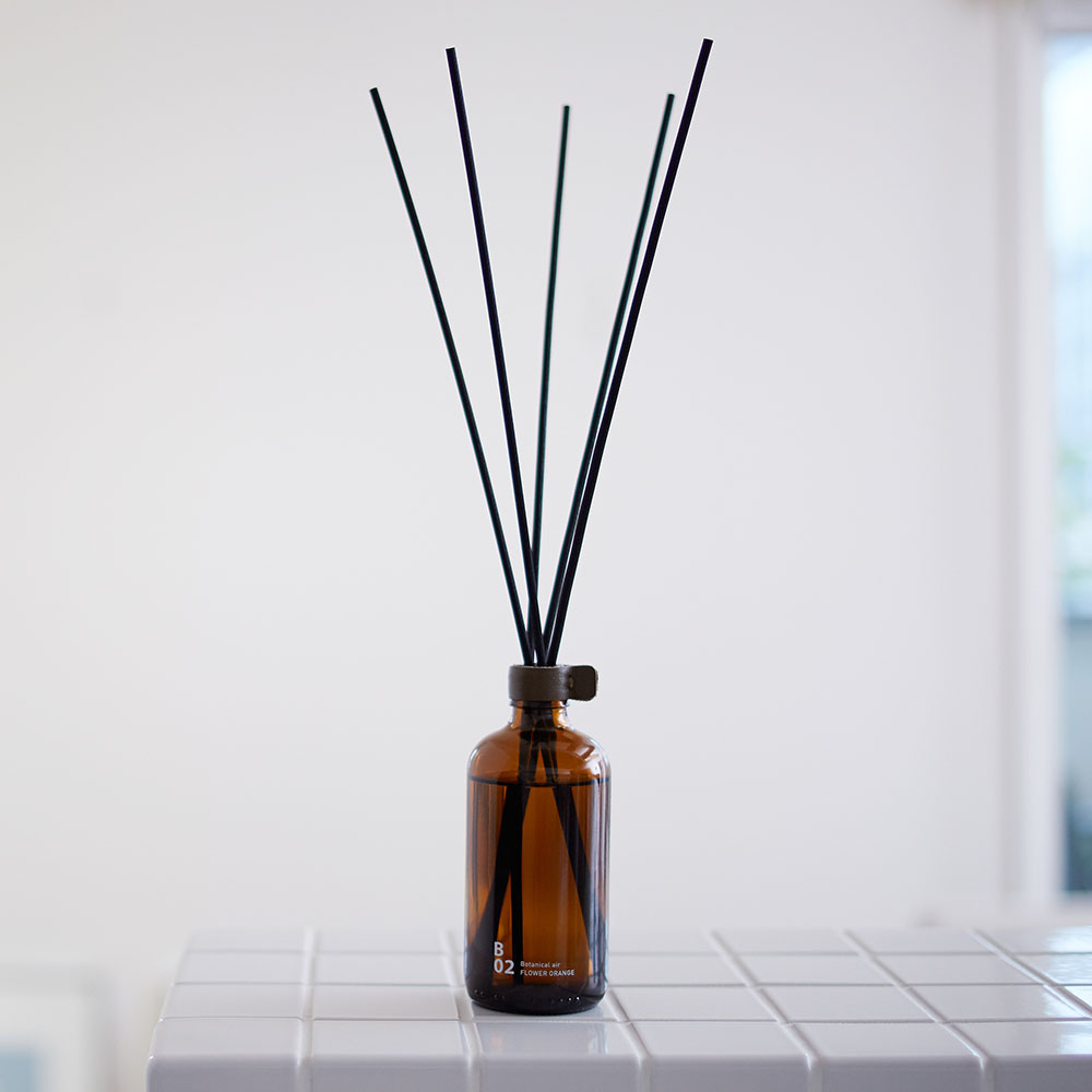 楽天市場 着後レビューで選べる特典 アットアロマ ボタニカルエアー スティックディフューザー 100ml B11 B16 Aroma Botanical Air アロマ 香り 天然 バナナマンのドライブスリー 山田涼介 王様のブランチ Departmentstores