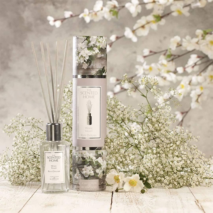 楽天市場 Ashleigh Burwood ザ センティッド ホーム The Scented Home アシュレイ バーウッド リードディフューザー 芳香剤 ホームフレグランス 部屋 ピオニー ジャスミン チュベローズ ベルガモット ラベンダー Departmentstores