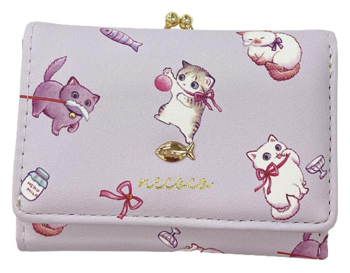 【うさっくま】がま口ペンケース（ハチワレ猫 )刺し子赤花／ペタンコがま口赤 ☘️ハチワレ猫のがま口ペタンコポーチ／いちごチャーム・生成と