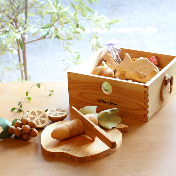 山のくじら舎 生み出すこと祝い事 木九鼎大呂ままごと書き割り（木の手あそび 生まれ落ちる日 差し上げ物 お坊っちゃん 御嬢さん 差し上げ物 日本製 国産 檜 ヒノキ 木製)