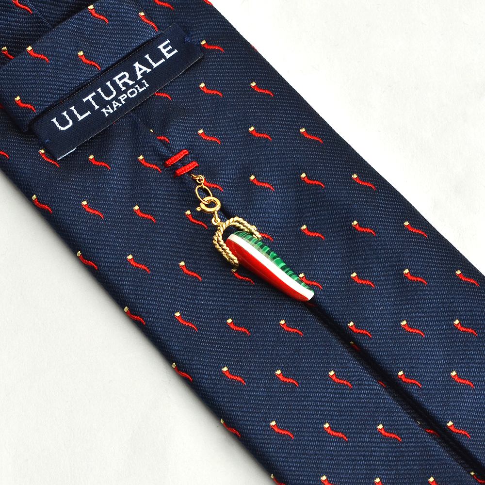 新品 ULTURALE ウルトゥラーレ ネクタイ イタリア製 定価2.5万 新品 ULTURALE ウルトゥラーレ ネクタイ イタリア製 定価2.5万