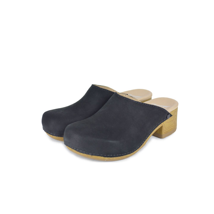 ダンスコ dansko GIULIA ジュリア レディース クロッグシューズ シューズ サボ 無地 厚底 本革 レディース 女性 靴 ウエッジソール コンフォート お洒落 おしゃれ 快適 ファッション お出かけ 春 夏