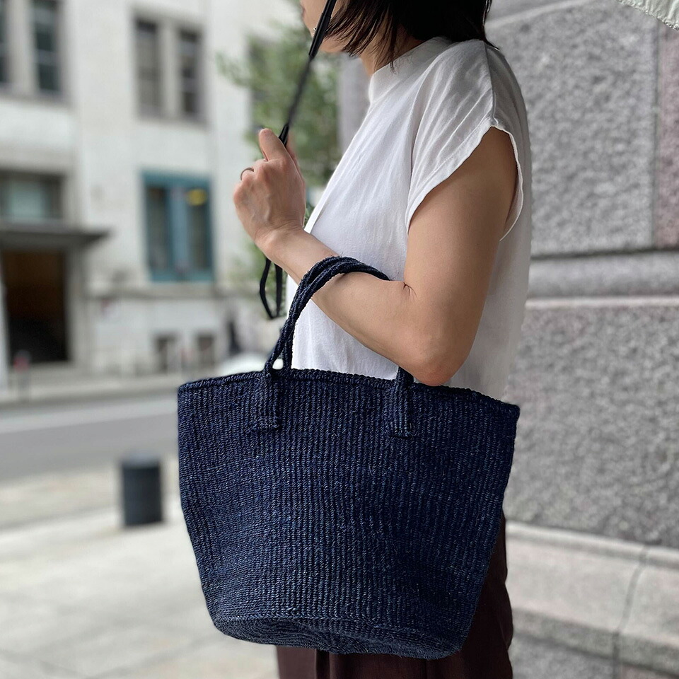 楽天市場】プラスチックサイザルバッグ シルバー ショルダー 肩がけ