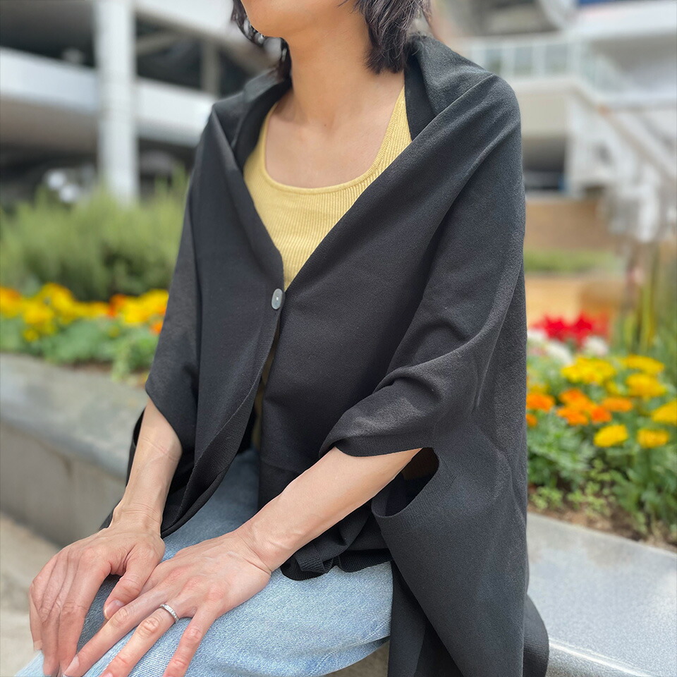 【尖んがり7倍】五泉編み物 ストールポンチョ UV撥ねのける名取り草付き添い人 レディース 紫外線打つ手 犀フク mino nico 青碧 薄墨色 黒いこと はおり ジレー