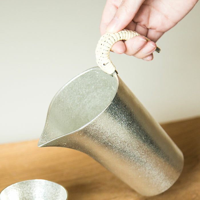 能作 蓋付ちろり-L 値下げ中 蓋付ちろり - L｜錫製雑貨・酒器の通販は能作オンラインショップ【公式】