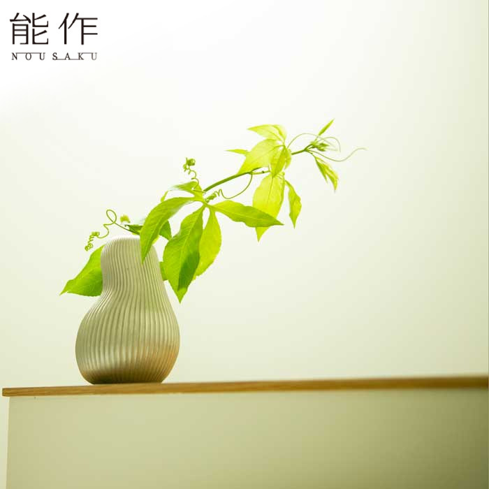 楽天市場】錫の一輪挿しフラワーベース いちじく 能作 花器