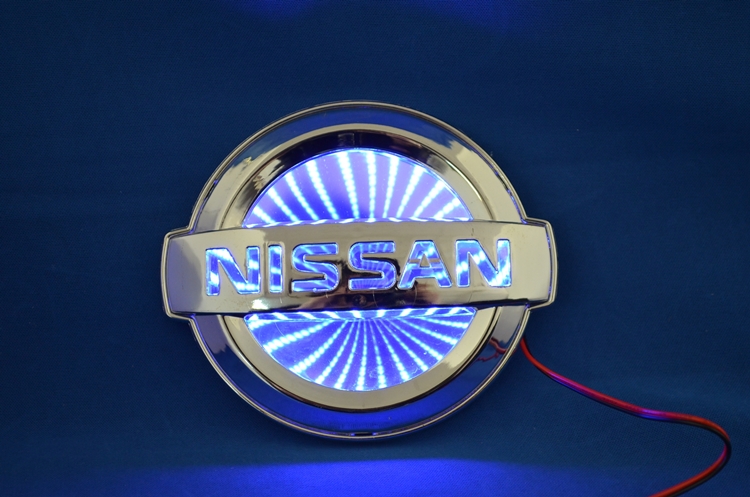 NISSAN 日産 日産 LED 3D ブラックホール エンブレム Mサイズ Lサイズ ホワイト レッド ブルー画像
