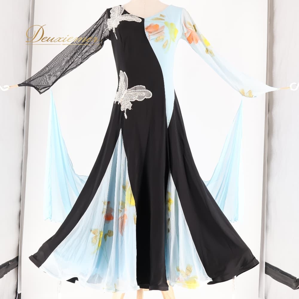【中古】 in the MOOD インザムード 社交ダンス 衣装 ワンピース ドレス ブラック系 ブルー系 黒 水色 レース ダンス パーティ 発表会 フロート ワンピースドレス 黒系 黒水色 競技用 Lサイズ H052-2510122012235｜deuxiemer 店 11,833円