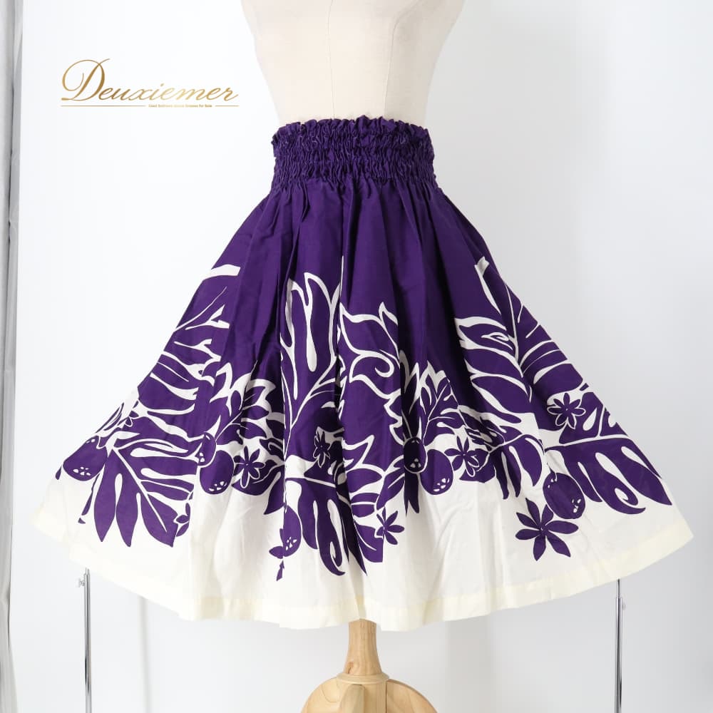 【中古】 Aloha Emika アロハエミカ フラダンス 衣装 パウスカート パープル系 日本製 ティアレ柄 モンステラ柄 ハワイアンプリント アロハ フラ ダンス レッスン 練習 紫 白 ダンス衣装 F058-2512018008551