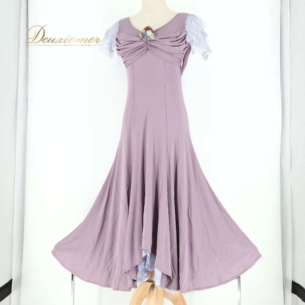 【中古】 Chacott チャコット 社交ダンス 衣装 ワンピース ドレス パープル系 日本製 紫 青 花 レース 高級感 上品 ドレープ ダンス衣装 イベント ステージ 伸縮 ストレッチ シンプル かわいい パーティー ダンスパーティー Lサイズ A010-2510719000171 15,968円