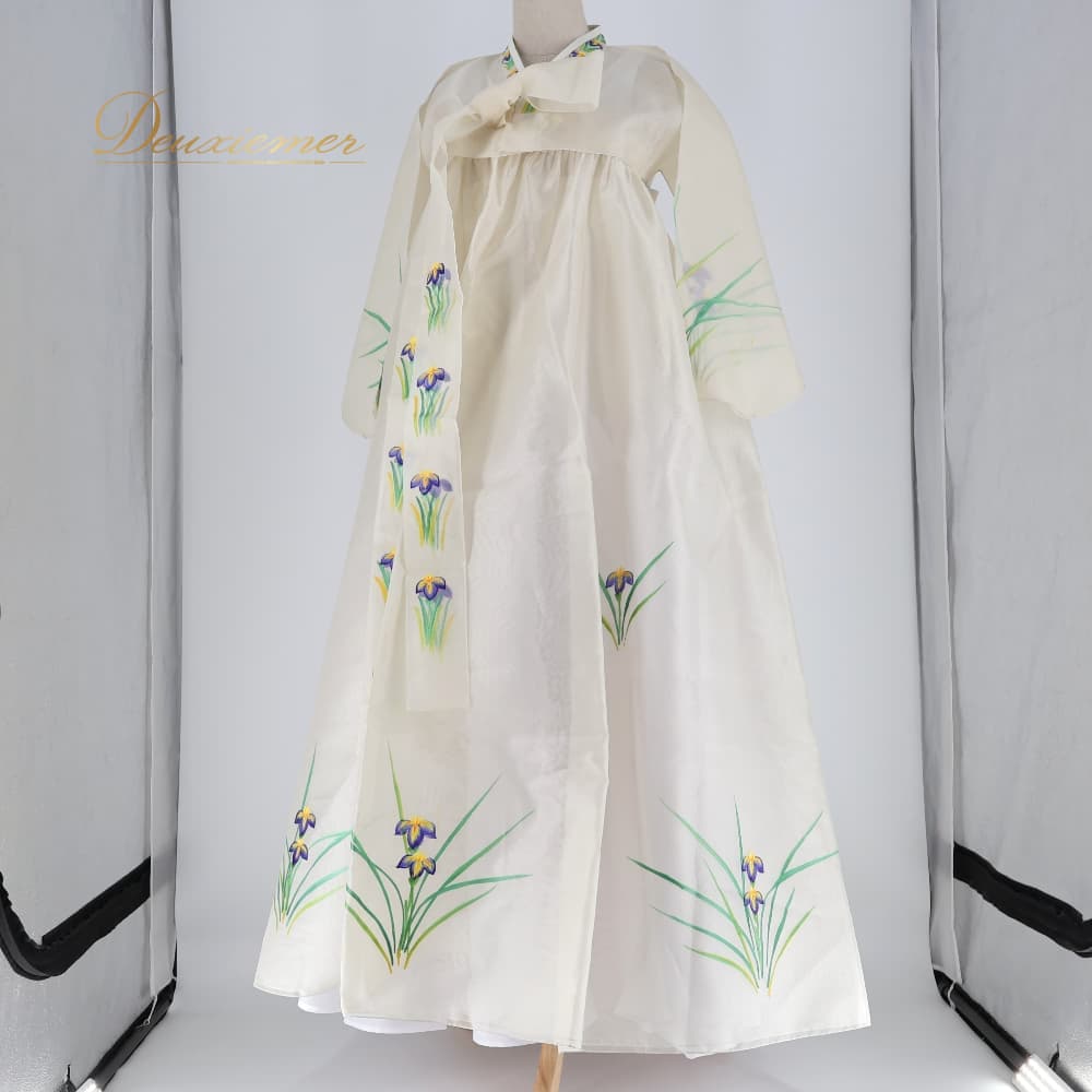 【中古】 韓国伝統衣装 チマチョゴリ アイボリー系 トップス ワンピース ドレス インナー 花 花柄 華やか 白 紫 緑 黄 かわいい 民族衣装 チマ チョゴリ 韓流 韓服 イベント ステージ コスプレ 仮装 舞台 ダンス パープル系 グリーン系 イエロー系 Z013-2517088000122|deuxiemer 店
