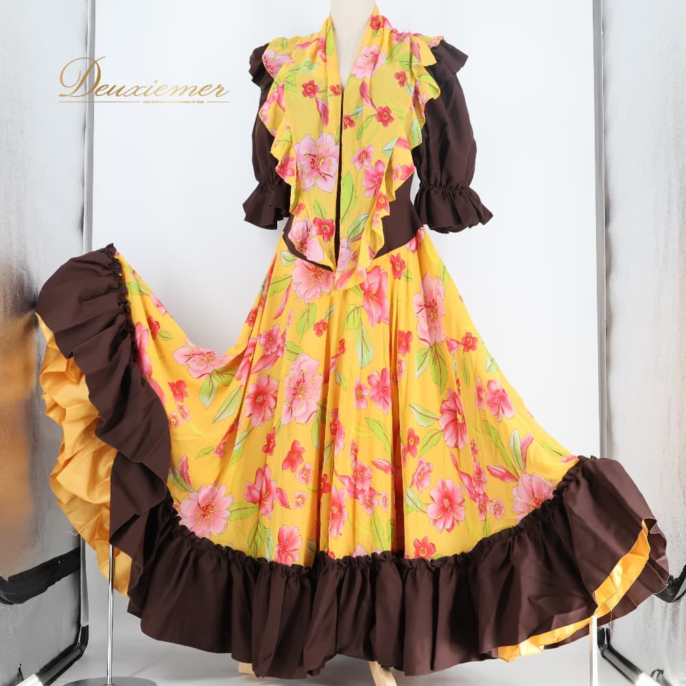 【中古】 フラメンコ 衣装 ドレス ワンピース オレンジ系 イエロー系 ピンク系 ブラウン系 茶色 花柄 ボランテ フリル シージョ ダンス パーティ 発表会 レトロ かわいい 舞台衣装 ステージ衣装 発表会衣装 ダンス衣装 イベント衣装 Z013-2511022001633｜deuxiemer 店