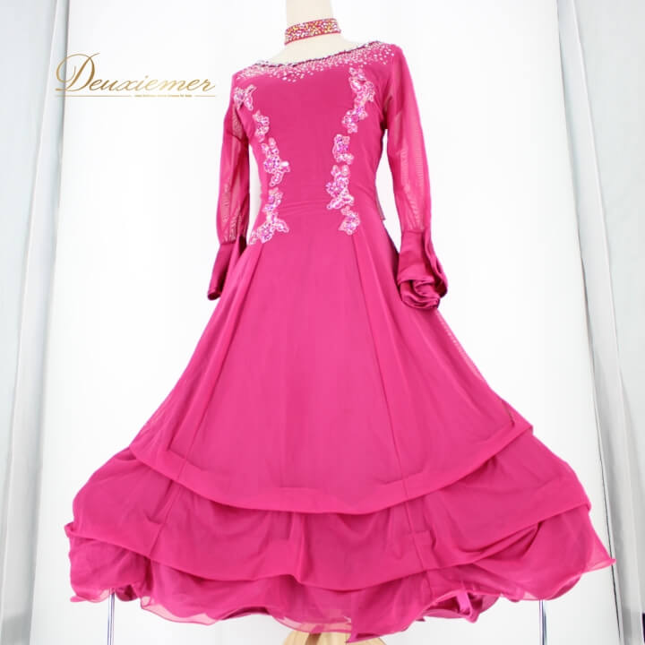 【中古】 prima boutique プリマブティック 社交ダンス 衣装 スタンダード ドレス ワンピース パーティドレス ピンク系 チョーカー 派手 レース マゼンダピンク 豪華ラインストーン 伸縮性 レディース ドレスアップ フォーマル 舞台衣装 B037-2510122008498｜deuxiemer 店