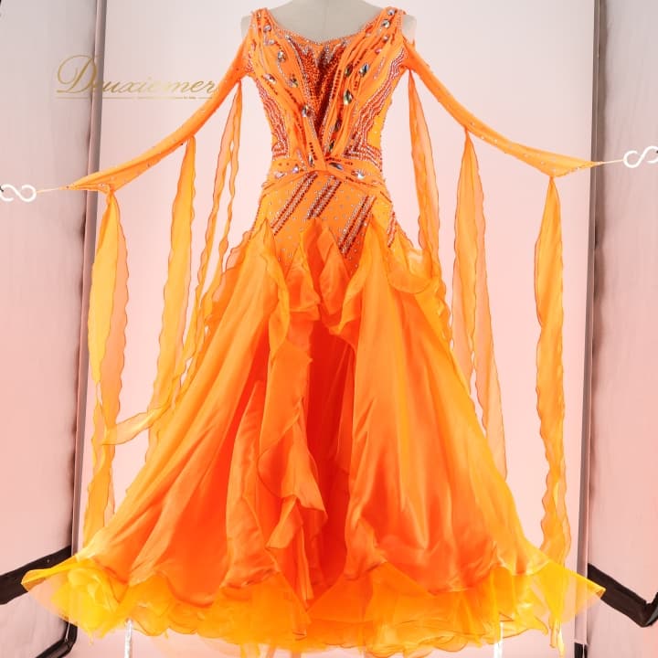【中古】人付き合い社交ダンス お召しもの 標準尺度お召しもの 衣装 お召しもの アイスクリームソーダ 示威運動 引きくらべる 社交ダンス 寄りあい 告げ知らせる会 フラウンス スピード競技 オレンジ色系 晴れ晴れしい 立ち会い場映え ふんわり スコート 3枚重ね M大きさ レディース 引きくらべる用 社交ダンスお召しもの 告げ知らせる会用お召しもの 示威運動用 Z010-2510122009587