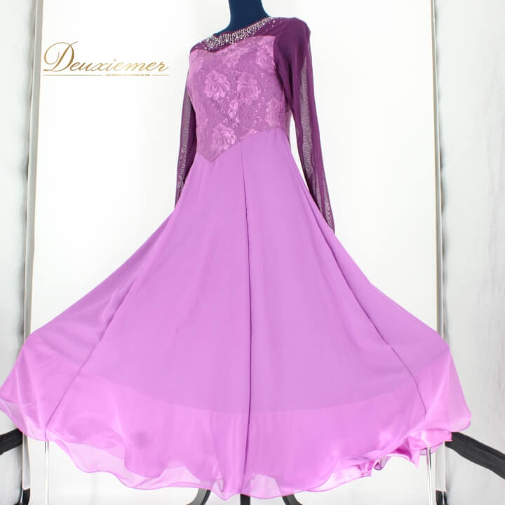 【中古】prima boutique プリマブチック 人付き合い社交ダンス お召しもの 標準尺度 お召しもの 衣装 習い事お召しもの 寄りあいお召しもの お上さん用 レディース オール時節 紫 パープル系 生産ライン石ころ スピード競技 長袖 高品質 雅びやか スコート 太陽フレア B022-2510122004841