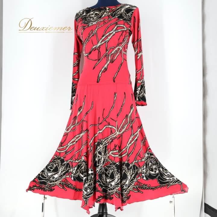 【中古】Chacott ROYAL DANCE チャコットロイヤルダンス 社交ダンス 衣装 ツーピース ピンク系 花柄 伸縮 上品 高級感 華やか 日本製 黒 白 金 ストレッチ パーティー 長袖 セットアップ 上下セット レッスン ブラック系 ホワイト系 ゴールド系 M A049-2510120000760