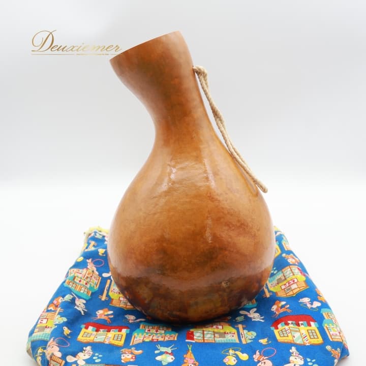 【中古】フラダンス イプ ひょうたん ブラウン系 楽器 小物 小道具 茶 青 袋 セット 袋付き 光沢 艶 紐 タヒチアン タヒチ 練習 レッスン 舞台 ステージ イベント 音楽 ハワイアン アロハ ダンス小物 ナチュラル 落ち着いた色 ブルー系 J024-2512075000307