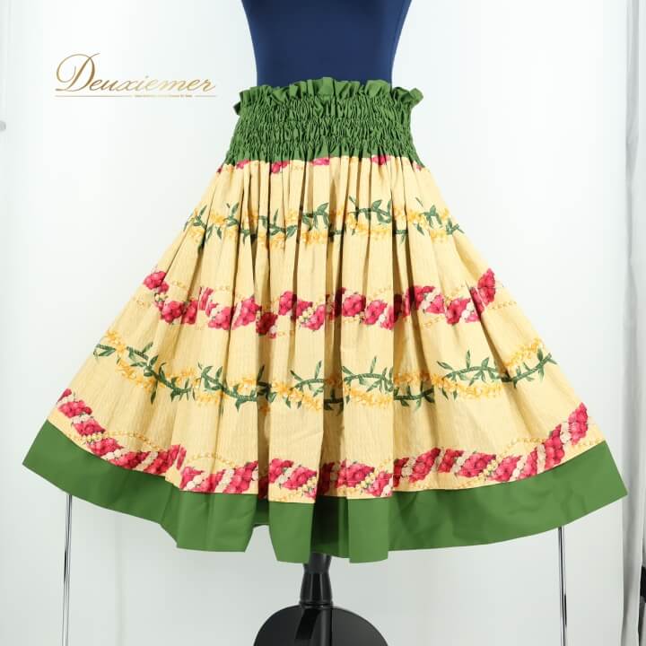 【中古】フラダンス 衣装 パウスカート オレンジ系 フラ ダンス ダブル ハワイアン 花柄 明るい 緑 アロハ 華やか ハワイアンプリント かわいい スカート ふんわり ピンク系 グリーン系 A127-2512018004034